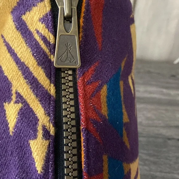 Pendleton Chevron Travel Echo Peaks Purple Crossbody Zipper Bag NWT - Picture 8 of 12